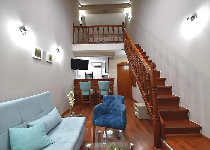 Royal * 上米拉诺瓦茨